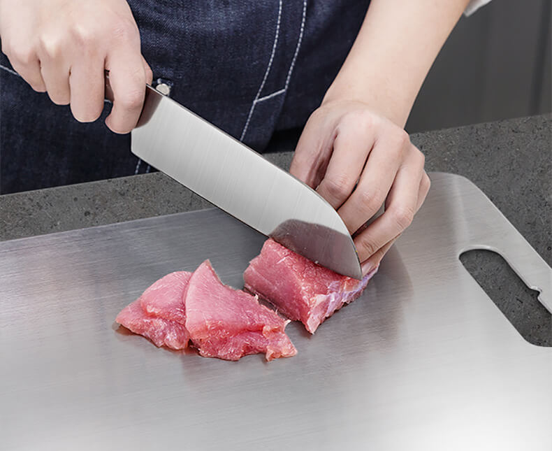 Multi use chopping board