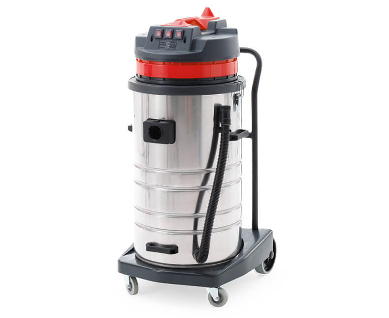 3-motor industrial vacuum cleaner